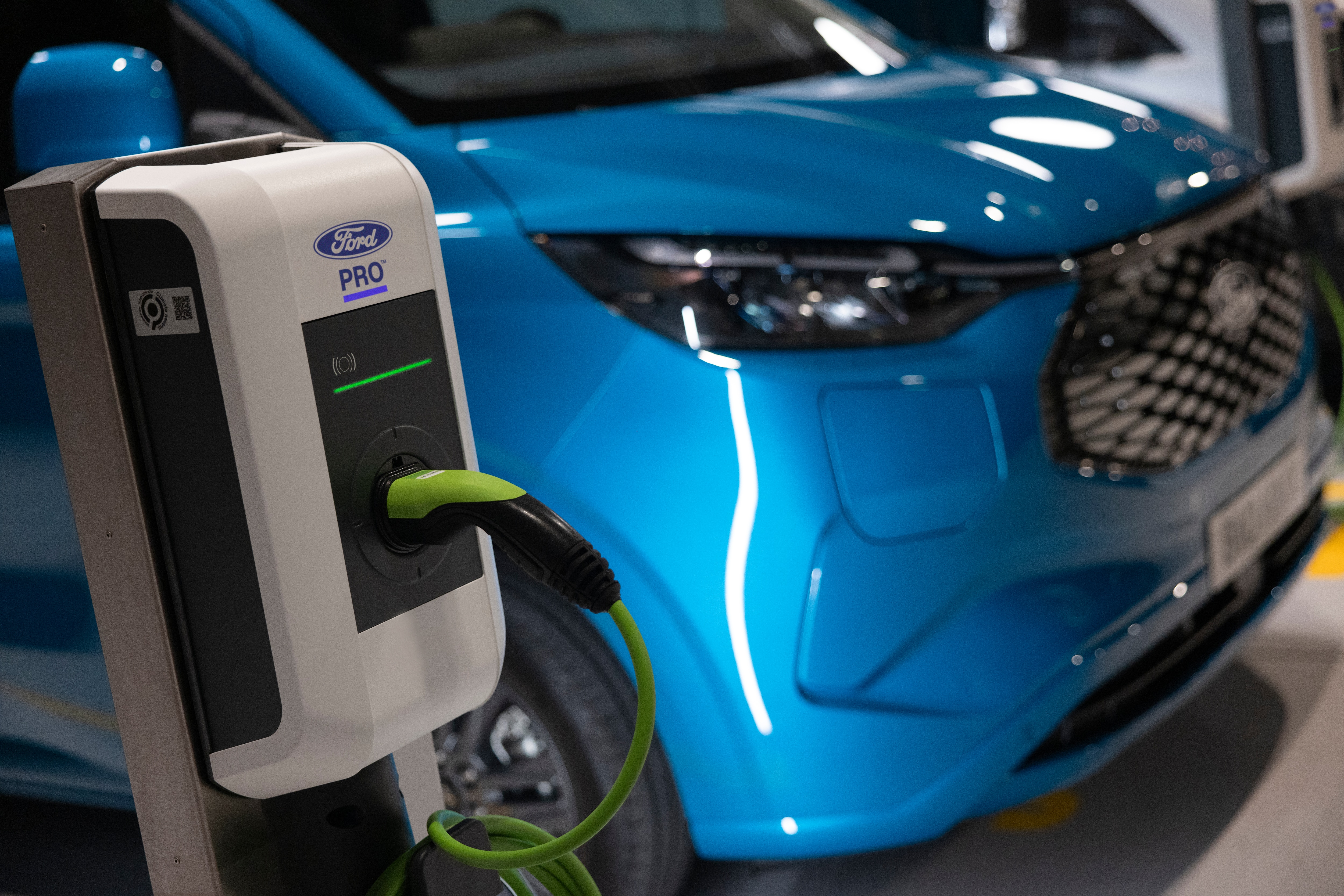 Ford electric car charging stations discount