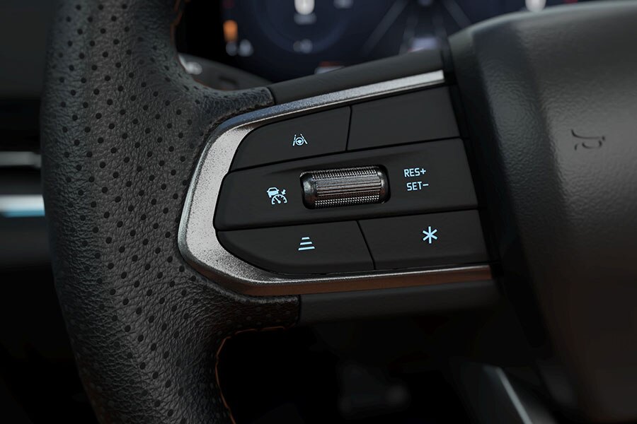 Volante de Ford Territory con controles de crucero adaptativo, mantenimiento de carril y distancia entre el vehículo de enfrente.