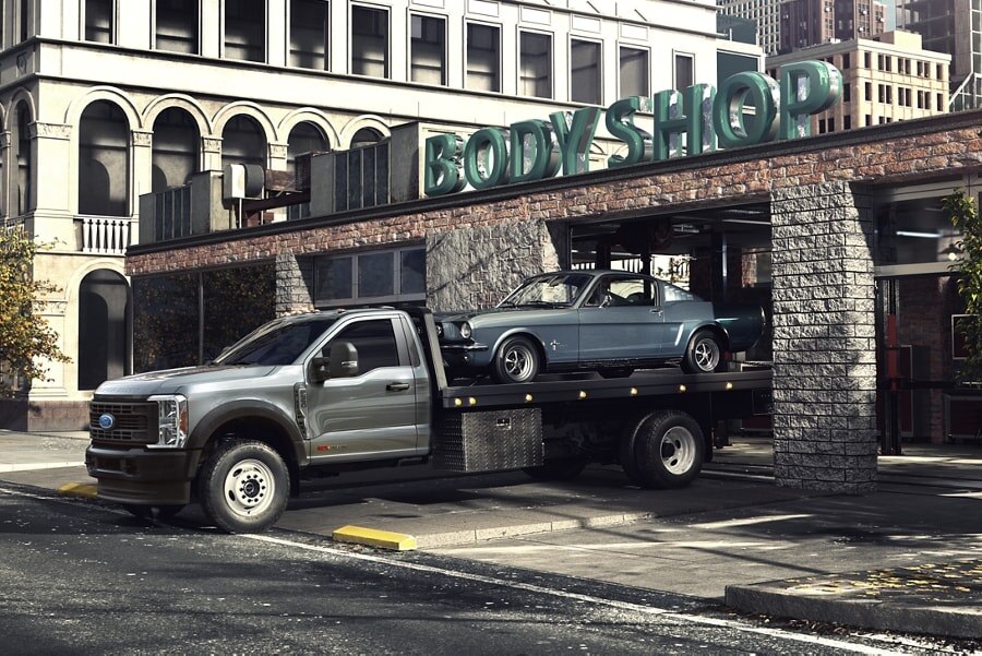 2024 Ford Super Duty Chassis Cab Ford Pro™